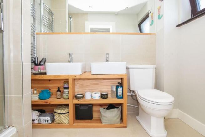 Master En-suite