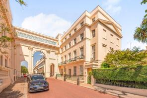 9, Chester Terrace, London NW1 4ND