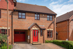 27, Upton Grove, Shenley Lodge, Milton Keynes MK5 7GR
