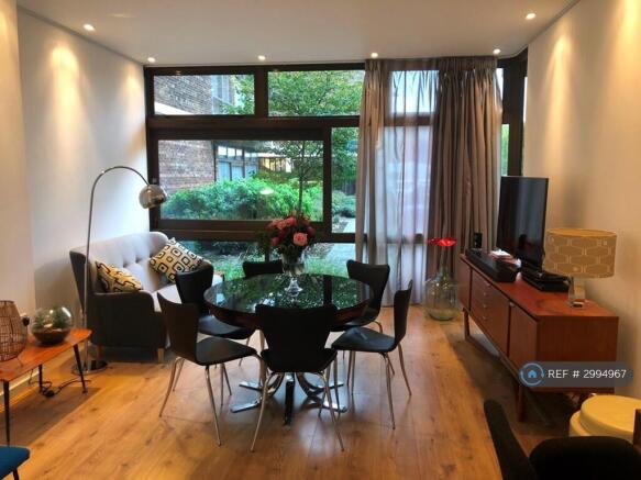 Lounge Dining