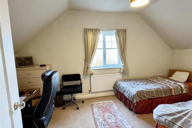 Second bedroom