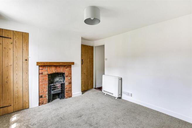 12 bedroom 1.jpg