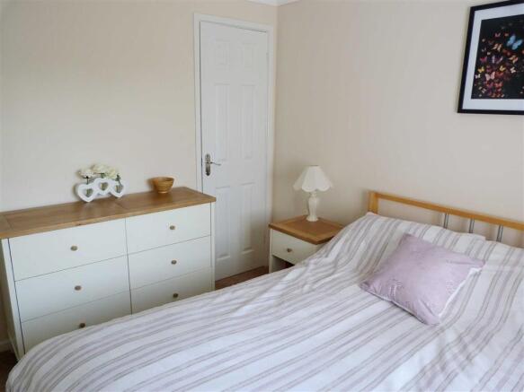Bedroom (2)