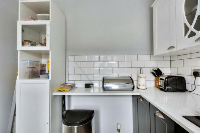 Kitchen_2.jpeg