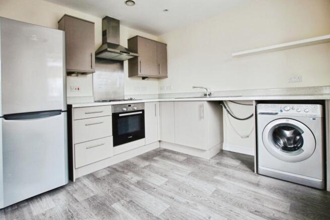 2 bed Apartment for sale Image 4