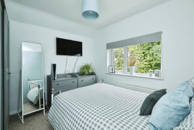 3 bed Semi-Detached for sale Image 7