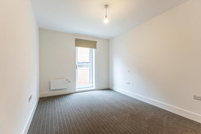 3 bed Terraced to rent Image 9