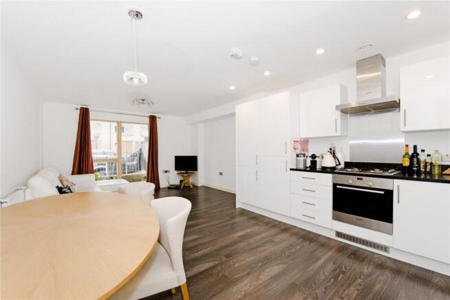 Kitchen/ Dining