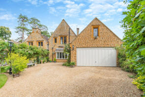 Stable Cottage, Boughton Park, Boughton NN2 8SQ
