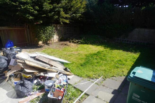 3 bed Apartment for sale Image 9