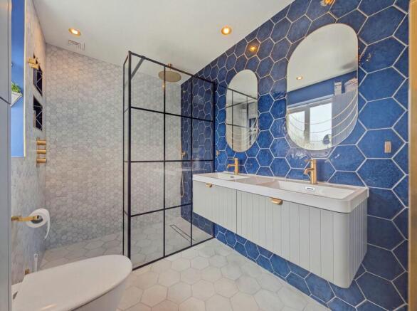 En-suite Shower Room