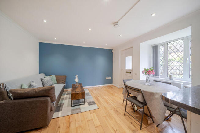 1403314-3-6973ad4...