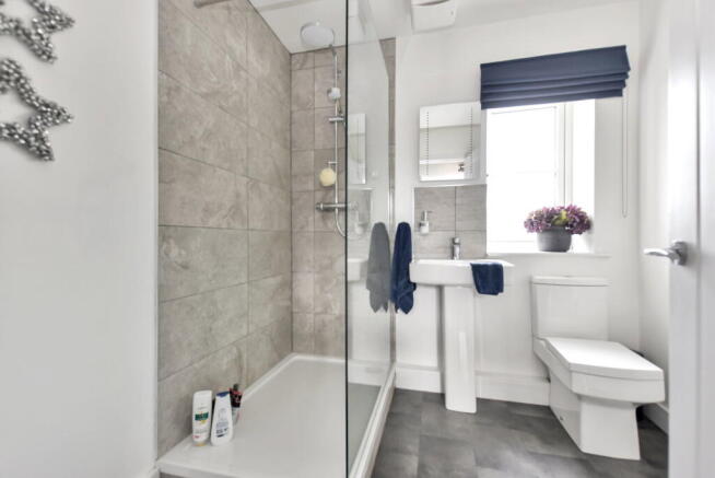 2 bed Apartment for sale Image 7