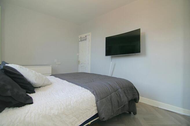 4 bed Terraced for sale Image 11