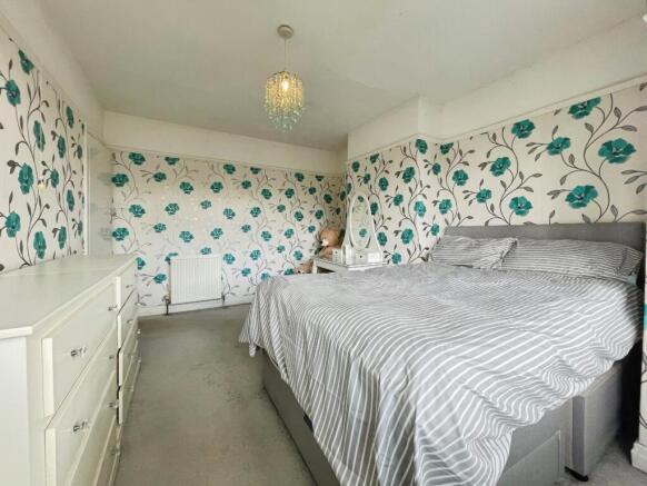 3 bed Semi-Detached for sale Image 9