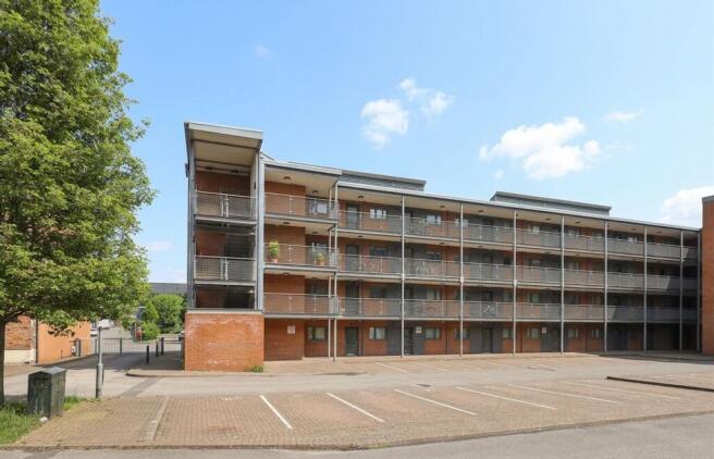 1 bed Apartment for sale Image 12