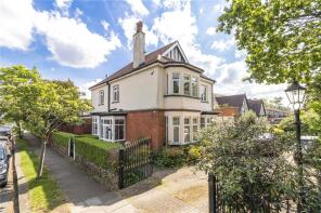 260, Chase Side, London N14 4PL