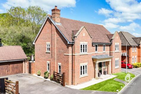 Grenadier Close, Shinfield, RG2