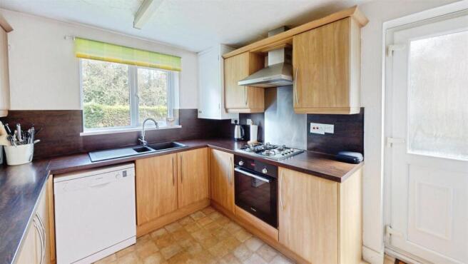 3 bed Detached for sale Image 5