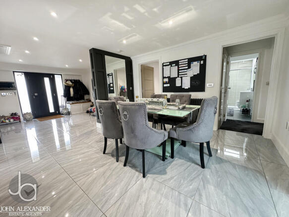 Rambler Close, Stanway photo 4