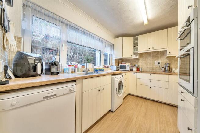 Mosyer Drive, Orpington photo 4