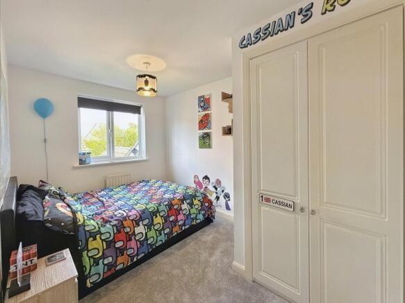 Photo 10