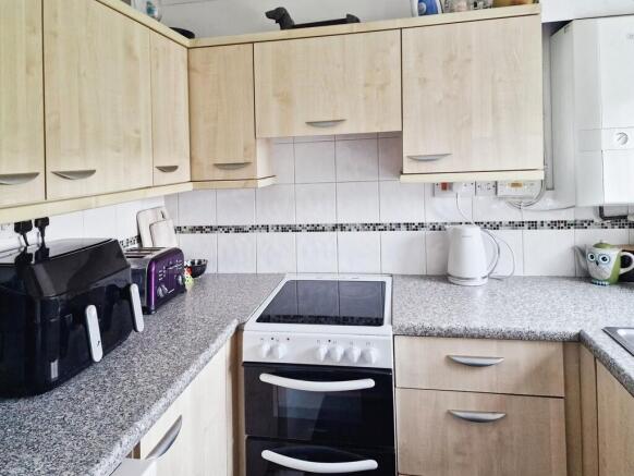 fbee3409-kitchen