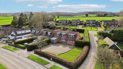 Warrendene Road, Hughenden Valley, HP14