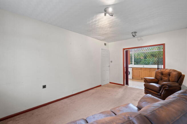 1 bed Flat for sale Image 6
