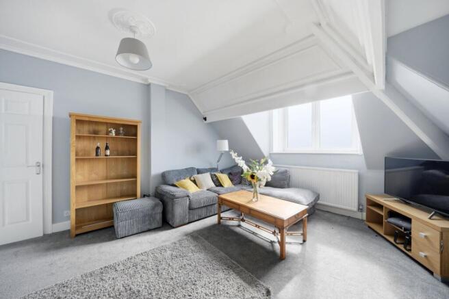 2 bed Flat for sale Image 9