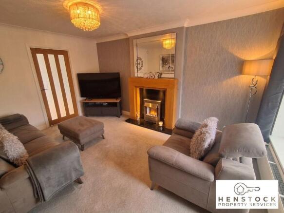 Penrose Gardens, Middleton, Manchester, M24 photo 4