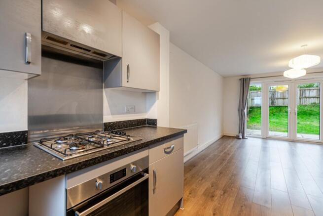 A18 - 3 Oathills Place Paignton - 260202