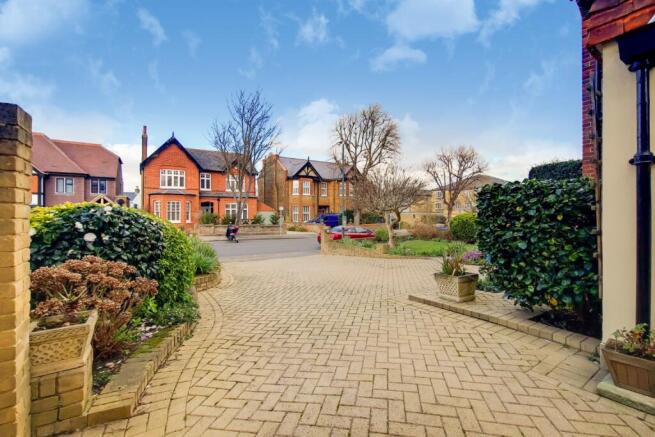 St. Johns Road, Sidcup, Kent, DA14 photo 4