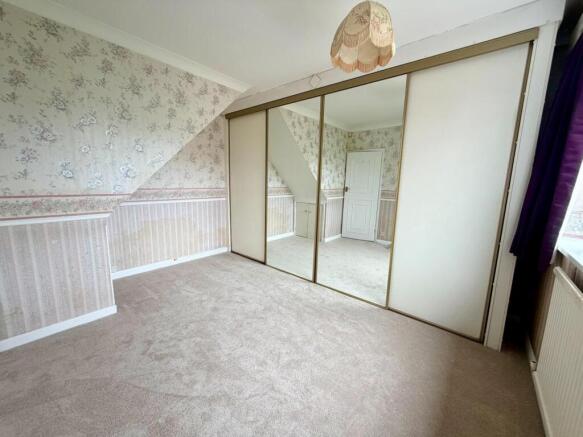 3 bed Semi-Detached Bungalow for sale Image 7