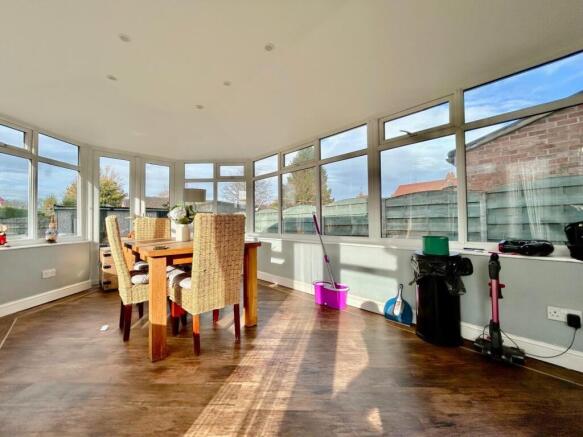 3 bed Semi-Detached for sale Image 4