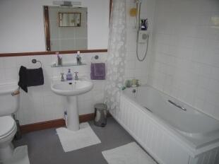 En Suite Bathroom