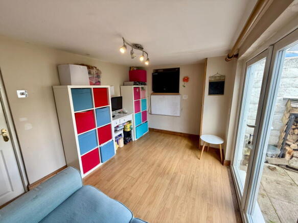 Photo 13