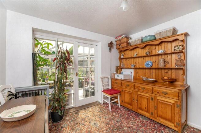 4 bed Detached for sale Image 6