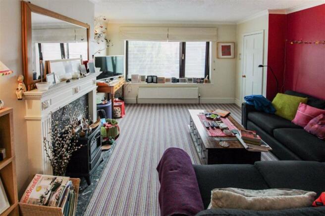 Living Room: