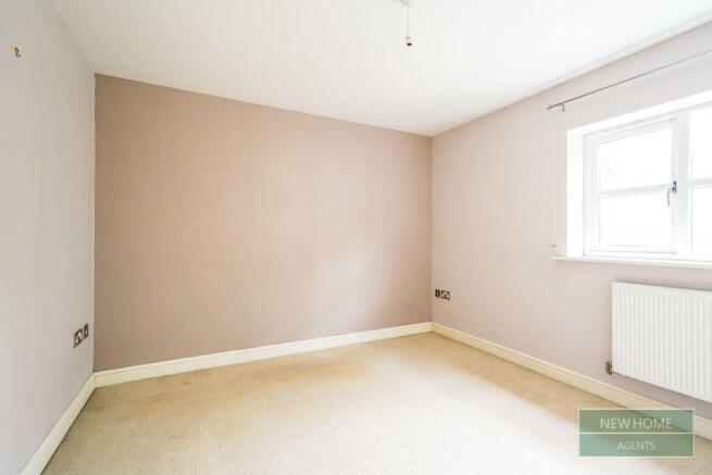 3 bed Terraced for sale Image 9