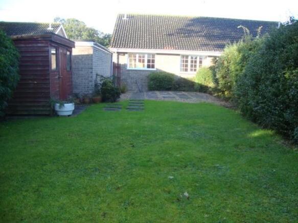 ENCLOSED GARDEN