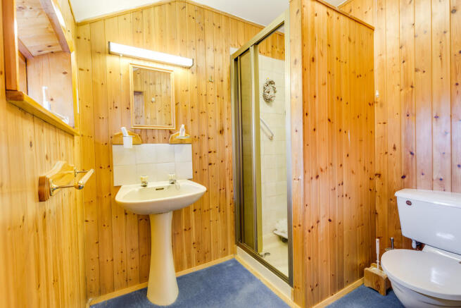 Bedroom 2 En-Suit...