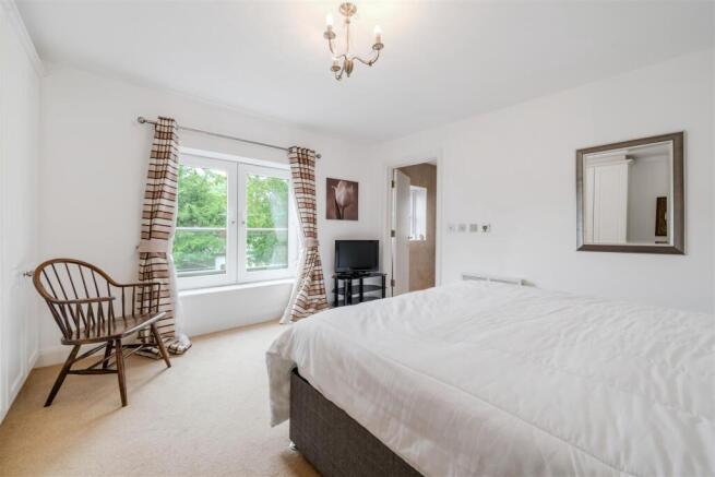 Bedroom1.jpg