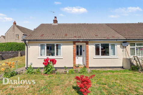 Meadow Road, Blackwood