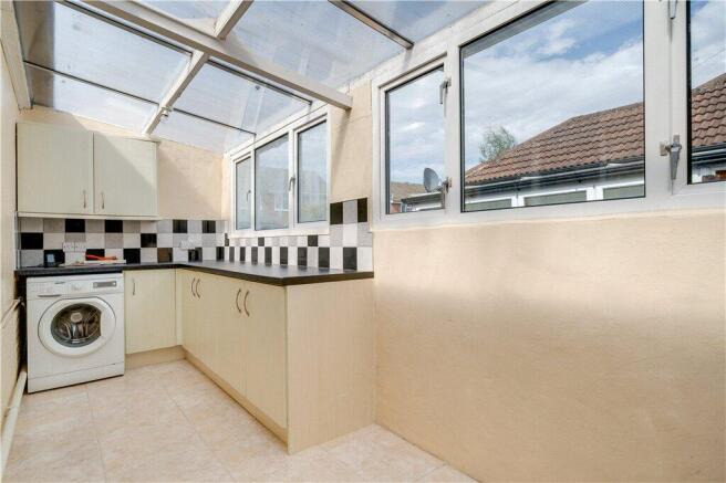3 bed Bungalow for sale Image 5