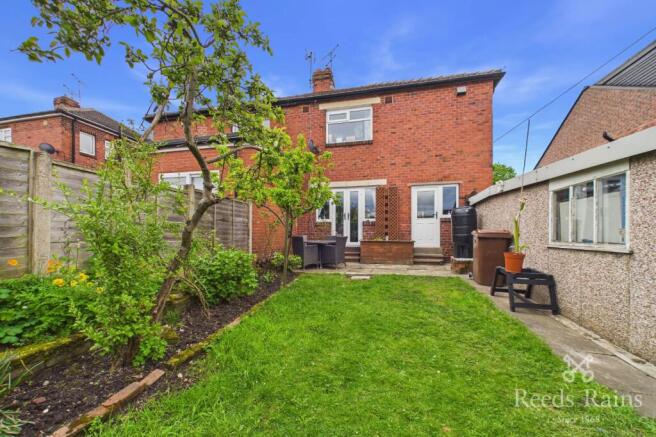 3 bed Semi-Detached for sale Image 8