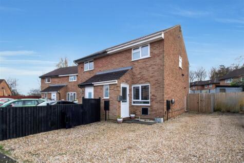 Squires Close, Coffee Hall, Milton Keynes