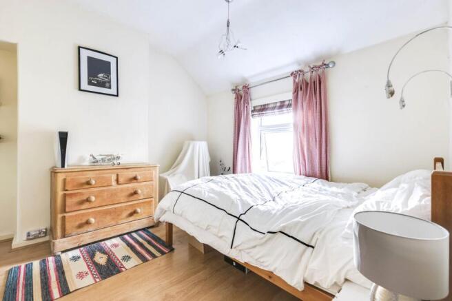 3 bed Terraced for sale Image 10