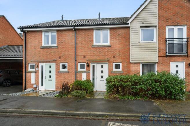 2-bed house on Englefield Way, Basingstoke, RG24, £280,000