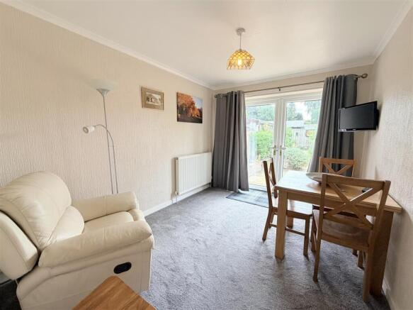 2 bed Semi-Detached for sale Image 6